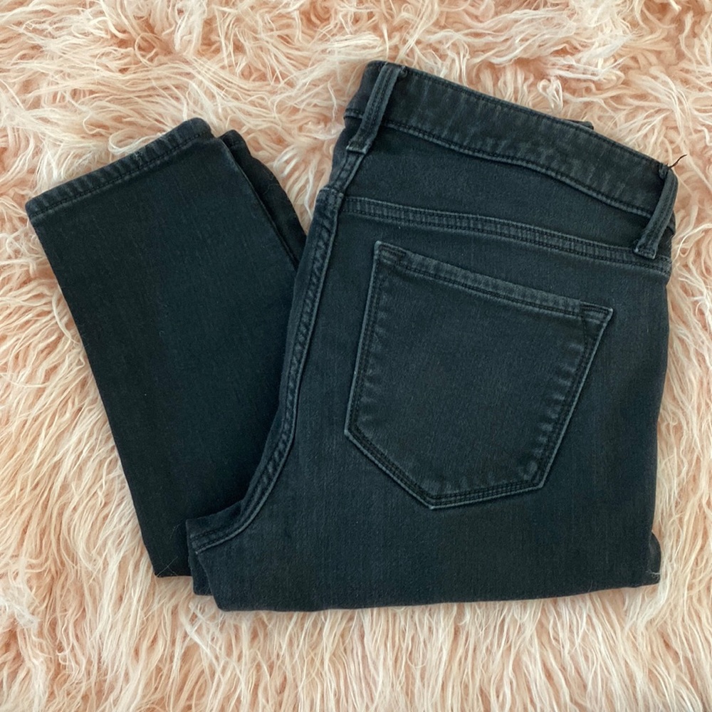 🖤👖 Old Navy Rockstar Super Skinny Built-In Warm Black Jeans | Size 8 👖🖤